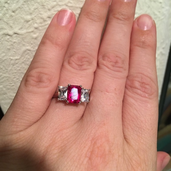 Ruby + White Gem + 9 Karat White Gold Ring, NWOT - Picture 6 of 11